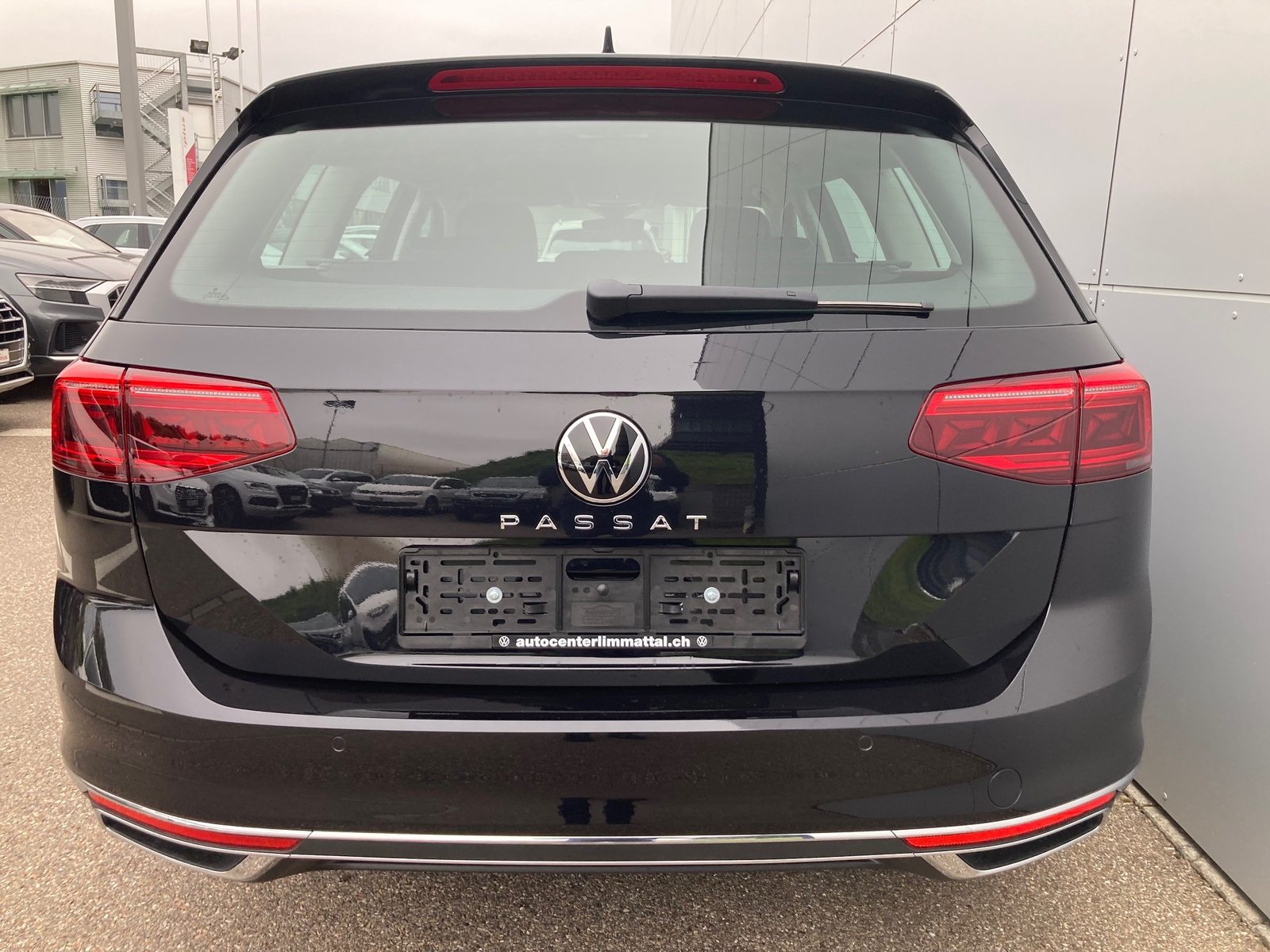 VW Passat Variant Elegance, Diesel, Occasioni / Usate, Automatico - 5
