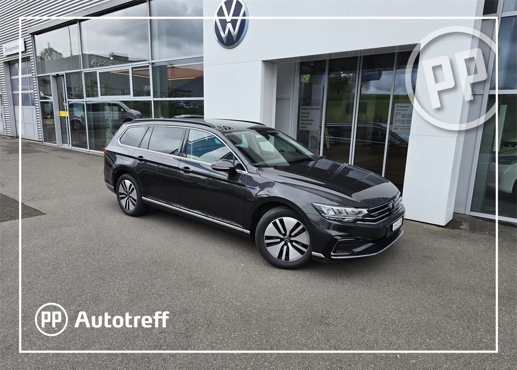 VW Passat Variant GTE