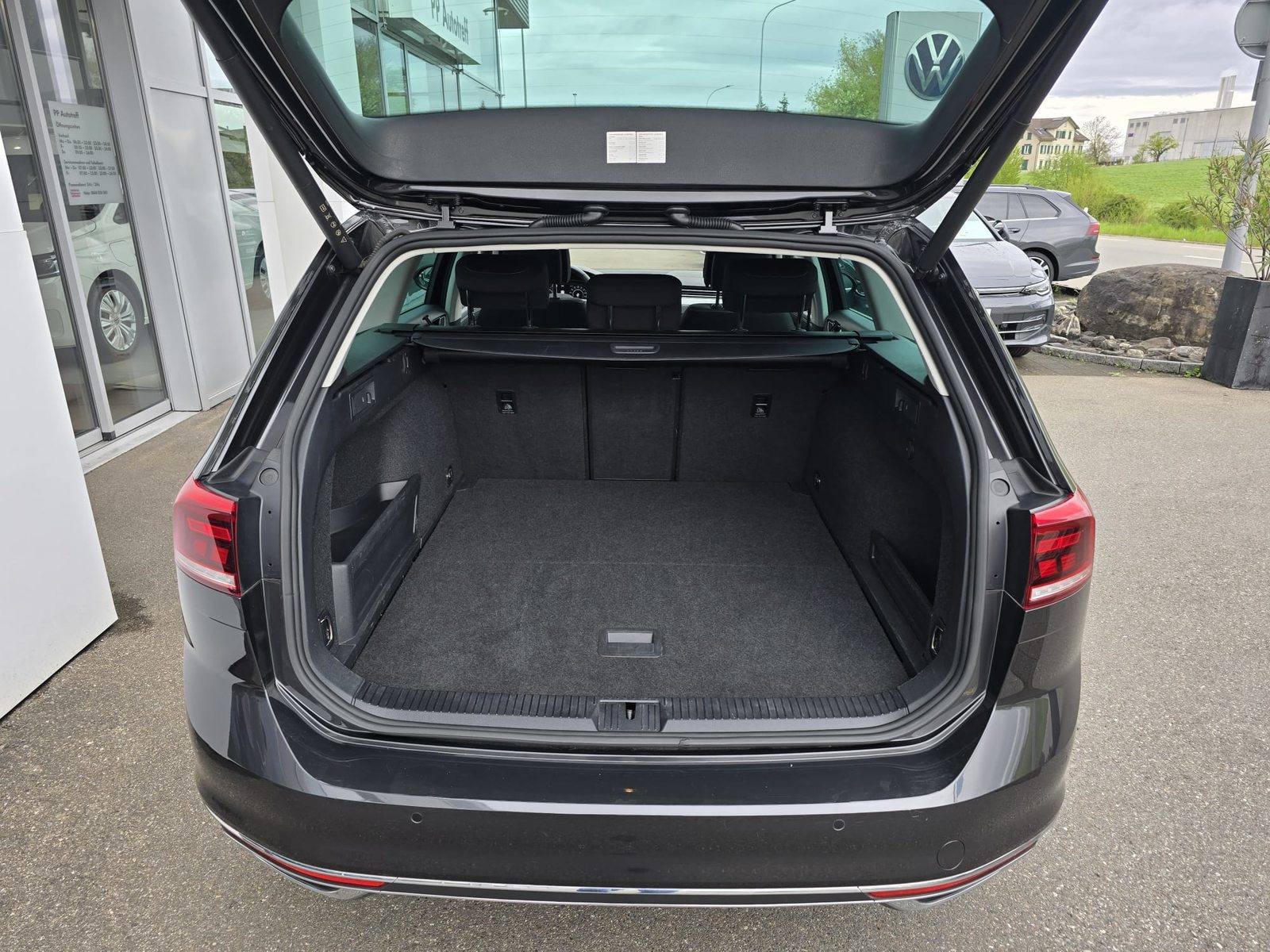 VW Passat Variant GTE, Hybride Intégral Essence/Électricité, Occasion / Utilisé, Automatique - 5