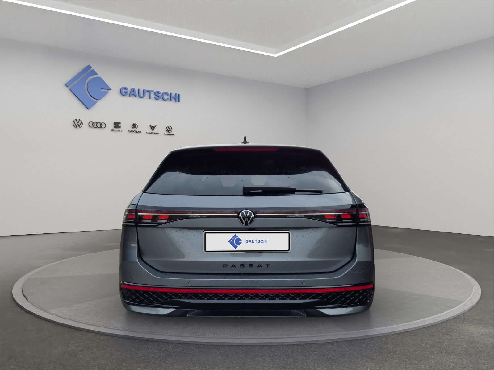VW Passat Variant 2.0 TSI evo4 R-Line 4 Motion DSG, Mild-Hybrid Petrol/Electric, Second hand / Used, Automatic - 4
