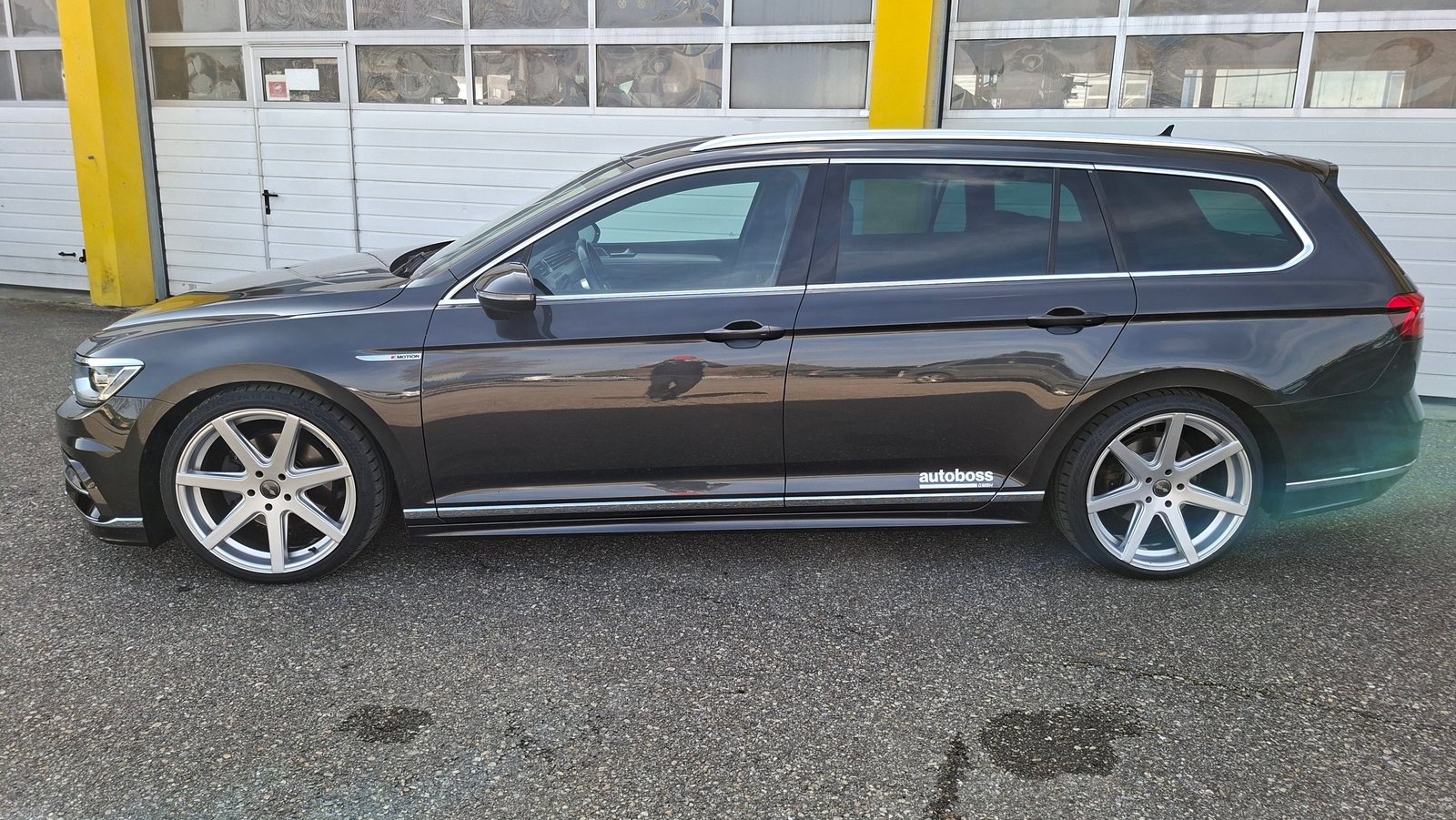 VW Passat Variant 2.0 TDI BMT Highline DSG 4Motion R-Line, Diesel, Occasion / Gebraucht, Automatik - 2