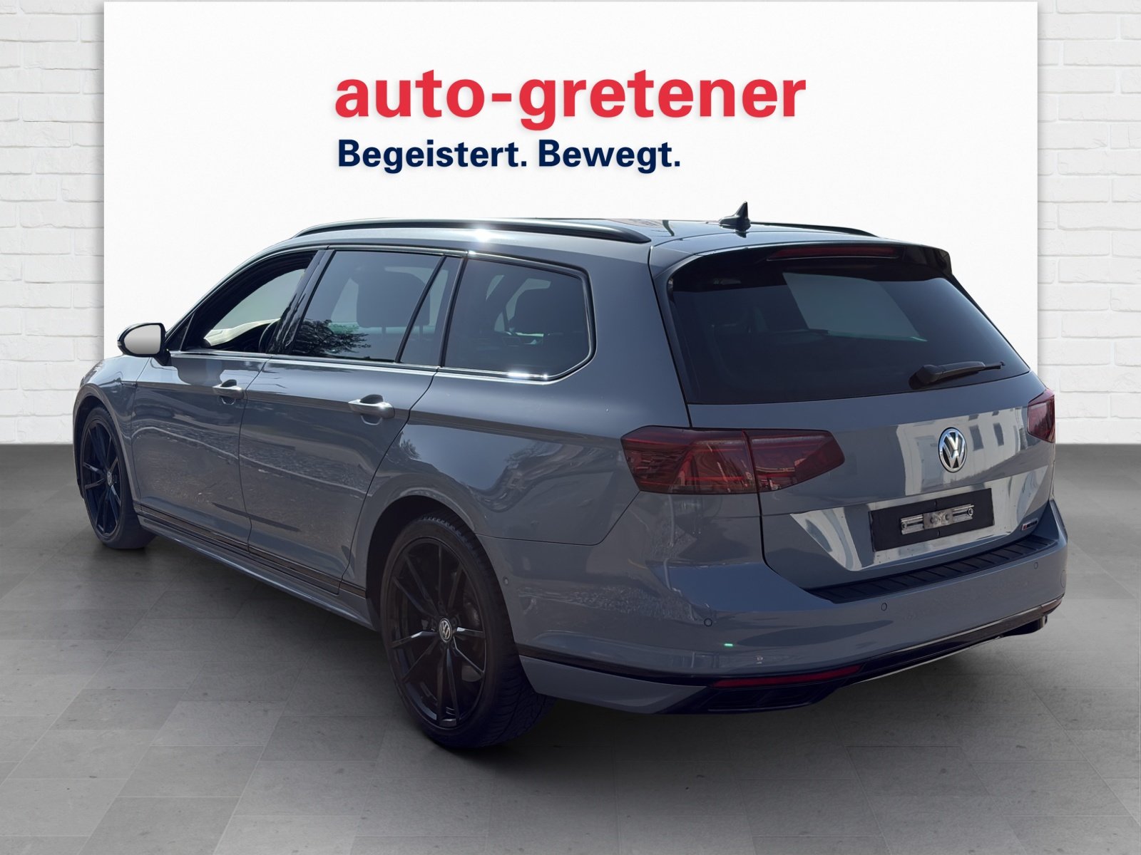 VW Passat Variant 2.0 TSI R-Line Design DSG 4m, Petrol, Second hand / Used, Automatic - 2