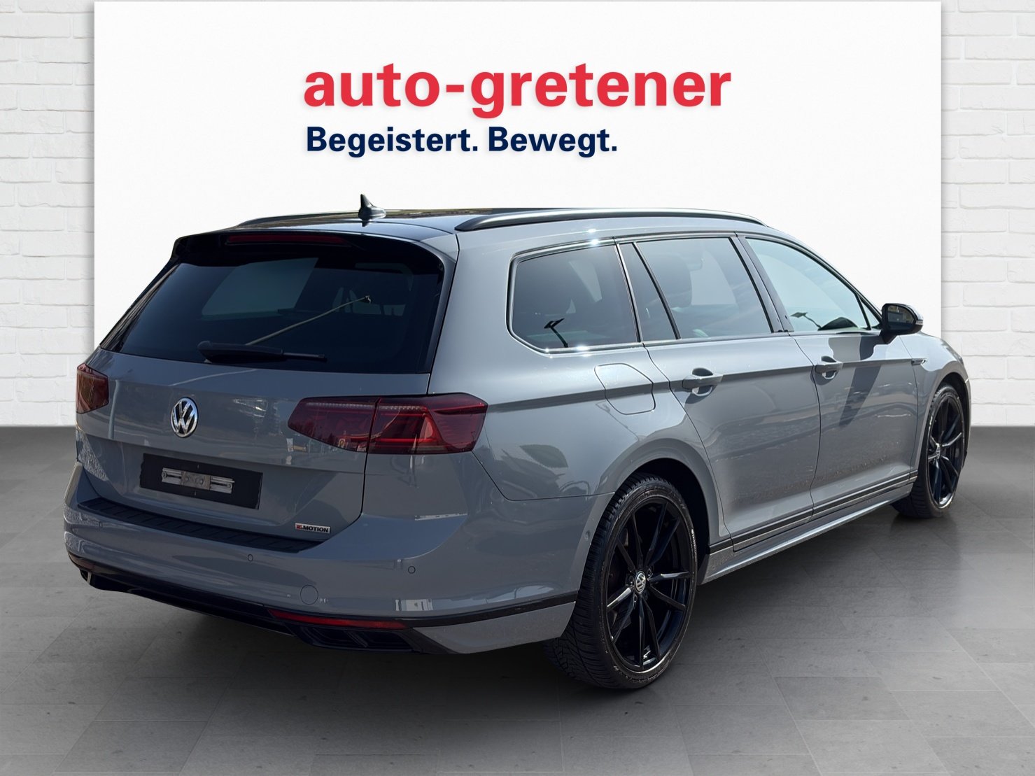 VW Passat Variant 2.0 TSI R-Line Design DSG 4m, Petrol, Second hand / Used, Automatic - 3