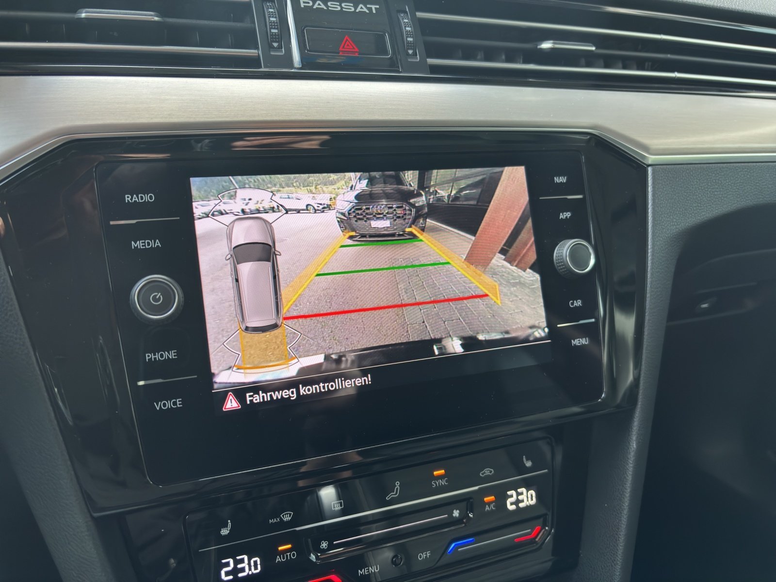 VW Passat Variant 2.0 TSI Elegance 4Motion DSG, Benzina, Occasioni / Usate, Automatico - 6