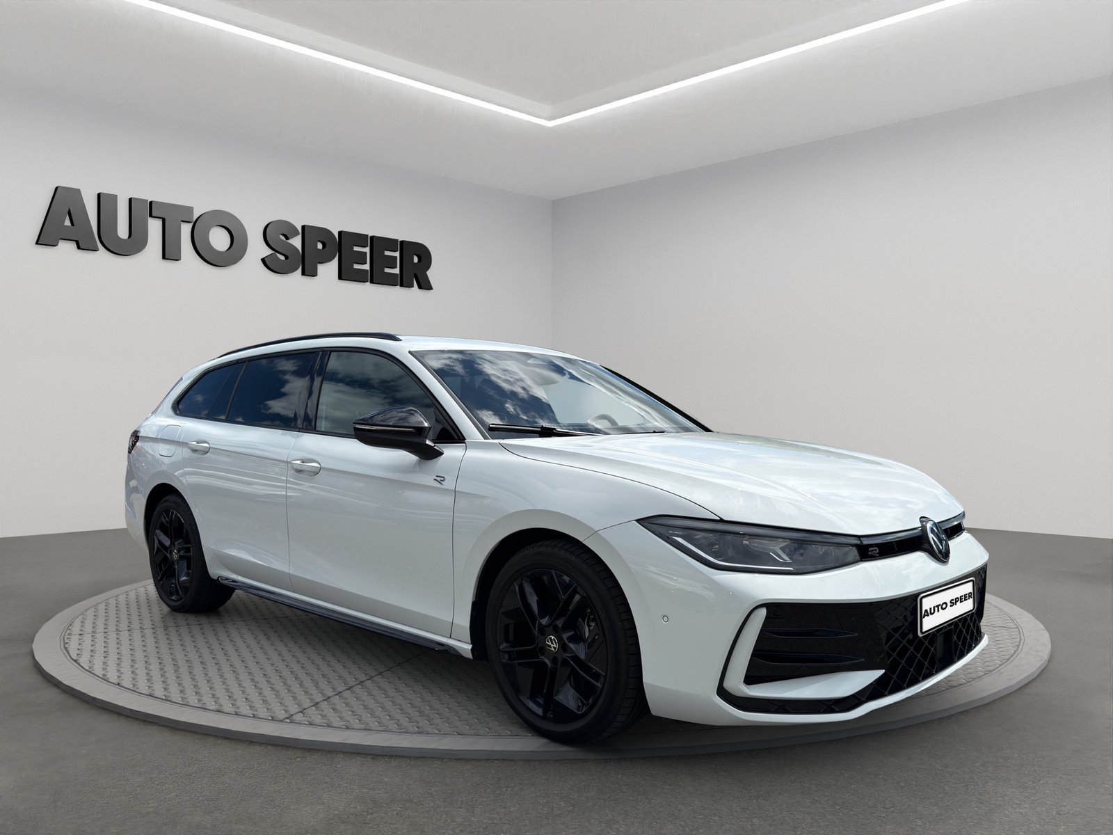 VW Passat Variant 2.0 TDI evo R-Line 4 Motion DSG, Diesel, Occasion / Gebraucht, Automatik - 4