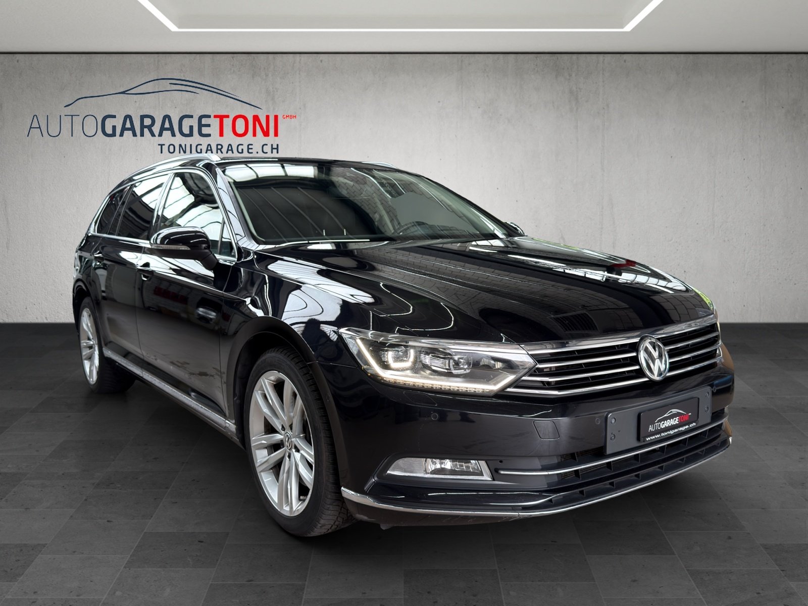 VW Passat Variant 2.0 TSI Highline 4Motion DSG *AHK 2200kg*, Benzin, Occasion / Gebraucht, Automatik - 2