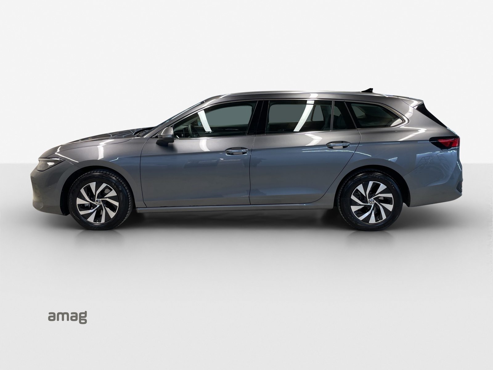 VW Passat Variant NF Business, Diesel, Second hand / Used, Automatic - 2