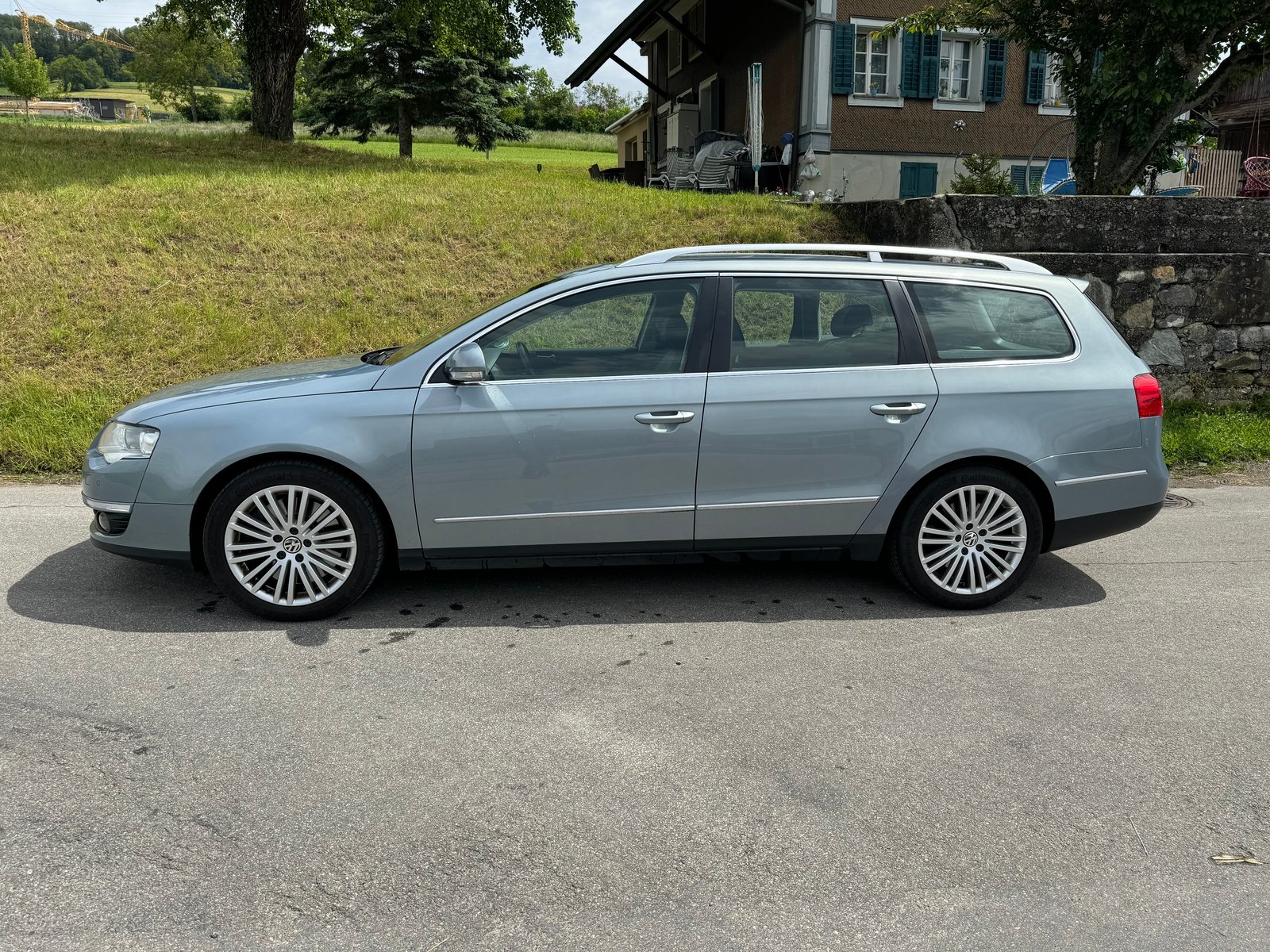 VW Passat Variant 3.2 V6 FSI Premium 4Motion, Petrol, Second hand / Used, Automatic - 3