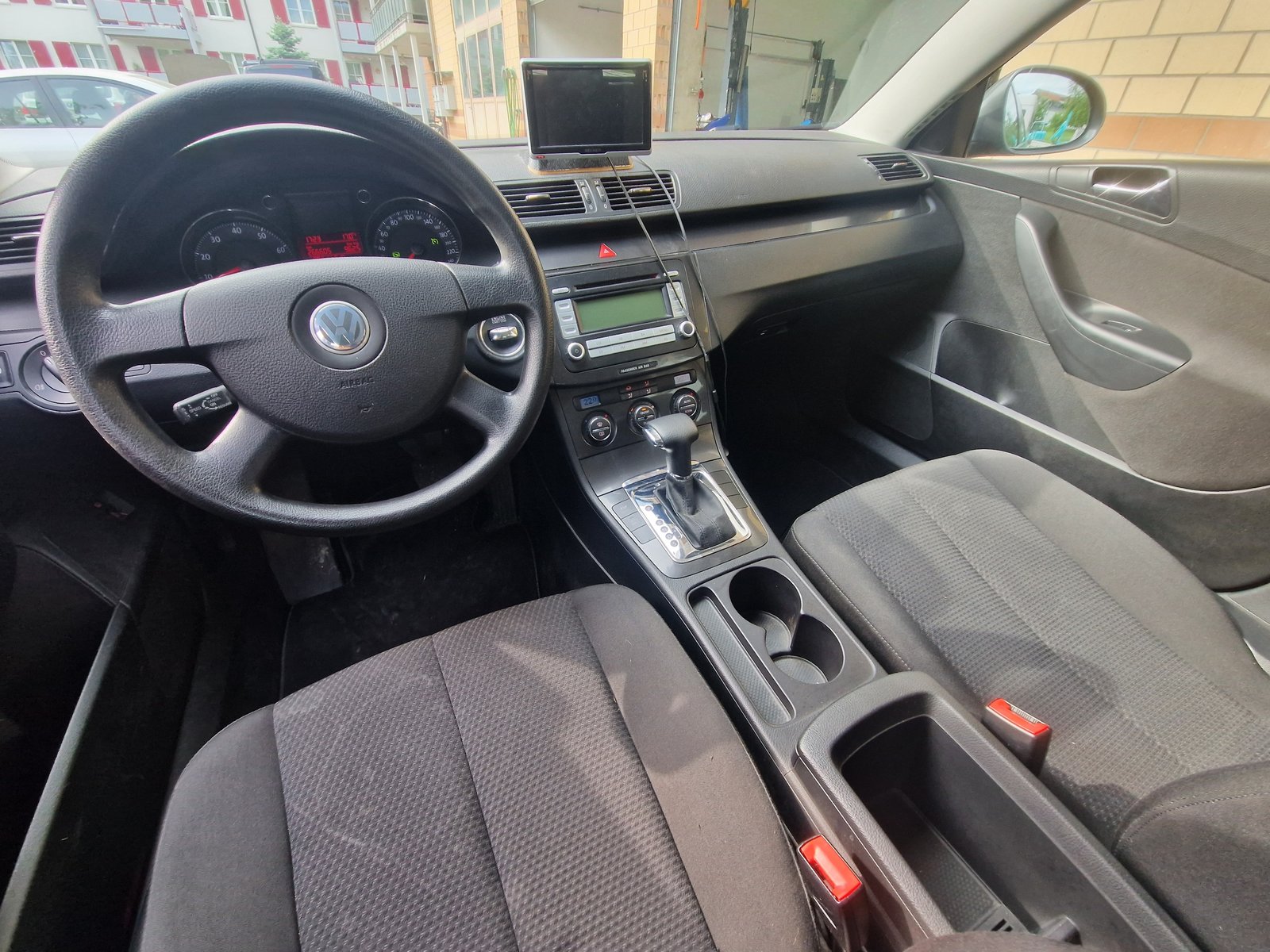 VW Passat Variant 2.0 FSI Trendline, Essence, Occasion / Utilisé, Manuelle - 5