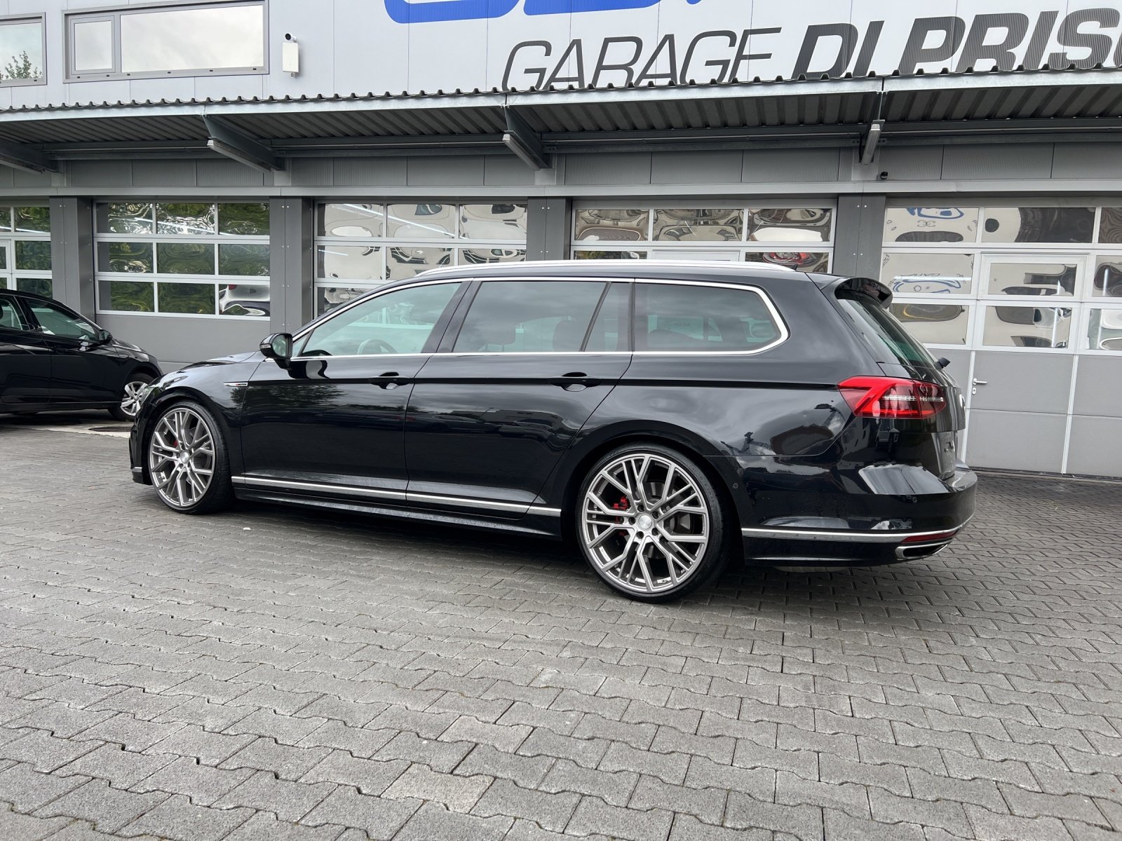 VW Passat Variant 2.0 TSI BMT Highline 4Motion DSG / R-Line, Petrol, Second hand / Used, Automatic - 3