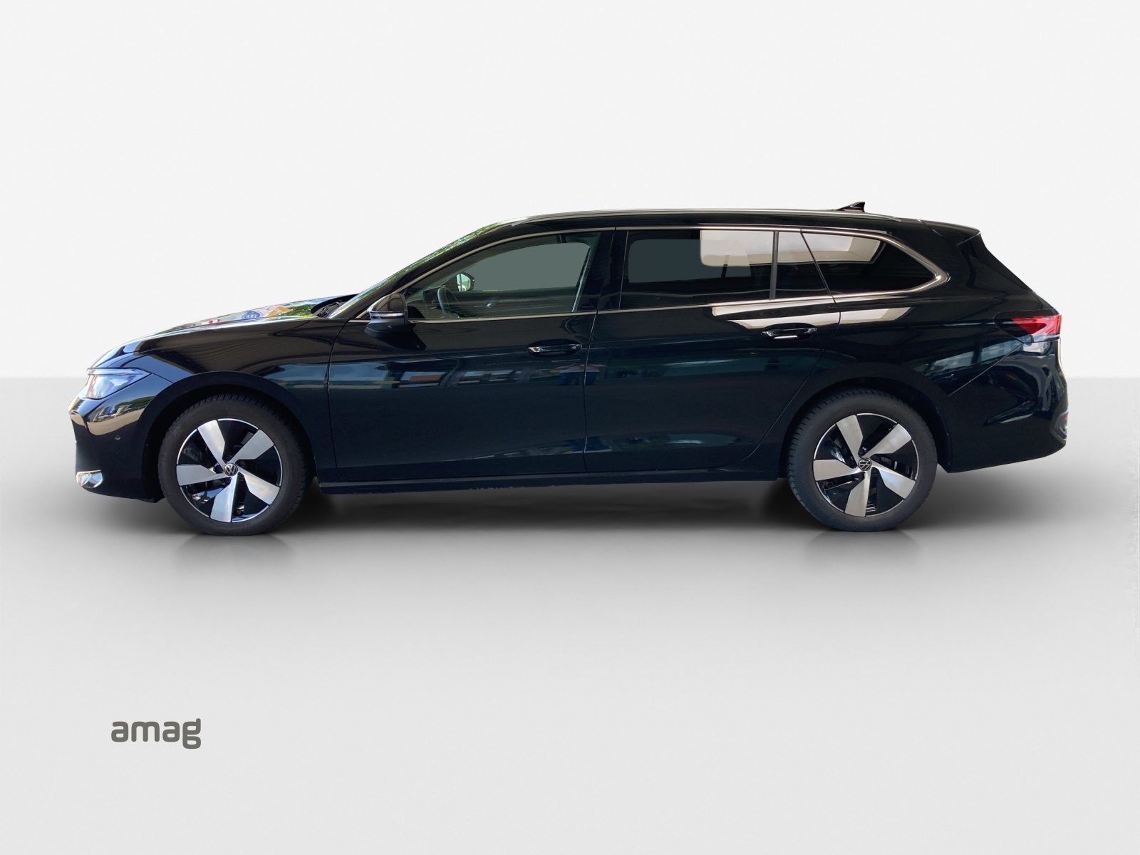 VW Passat Variant NF Business, Diesel, Second hand / Used, Automatic - 2