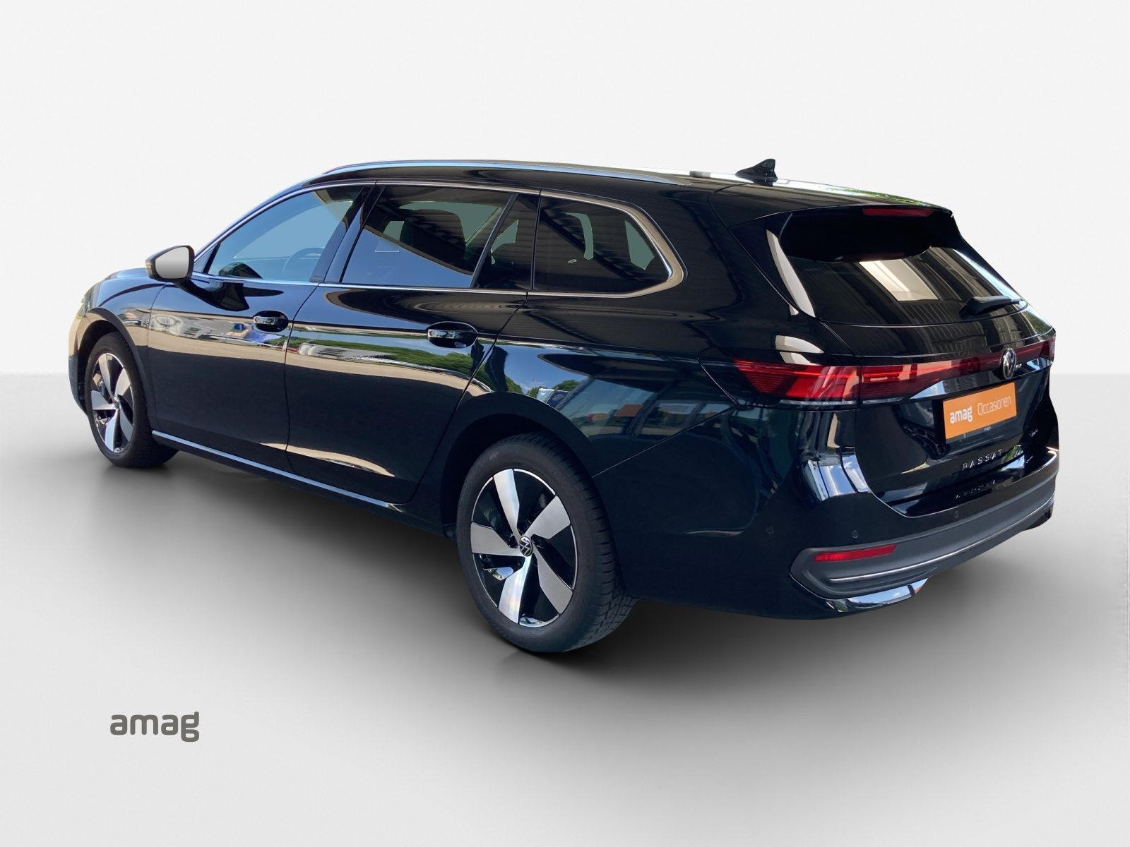 VW Passat Variant NF Business, Diesel, Second hand / Used, Automatic - 3