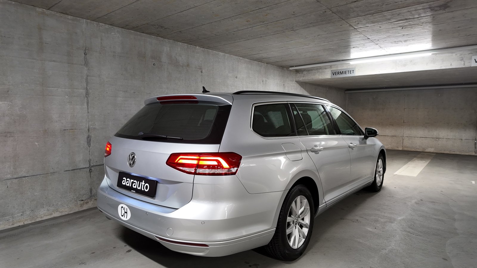 VW Passat Variant 1.6 TDI BMT Comfortline DSG, Diesel, Occasion / Gebraucht, Automatik - 5