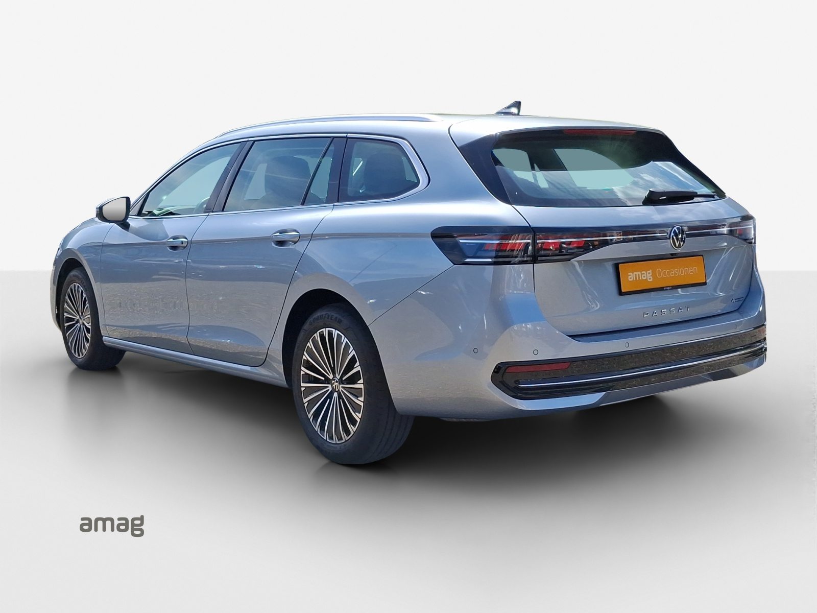 VW Passat Variant NF Elegance, Benzin, Occasion / Gebraucht, Automatik - 3