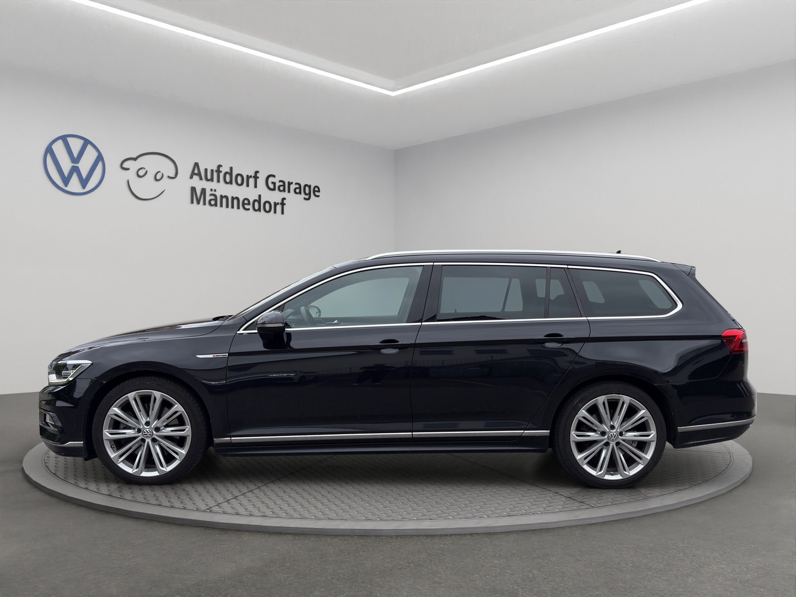VW Passat Variant SPORT, Diesel, Occasioni / Usate, Automatico - 3