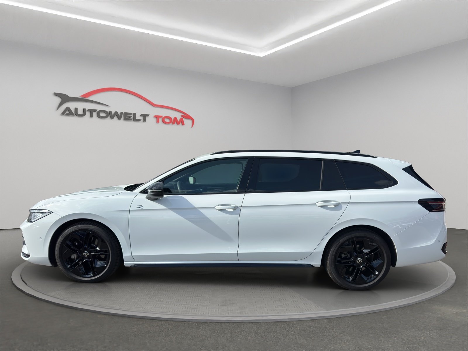 VW Passat Variant 2.0 TDI evo R-Line 4 Motion DSG *Anhänger, Diesel, Occasioni / Usate, Automatico - 2