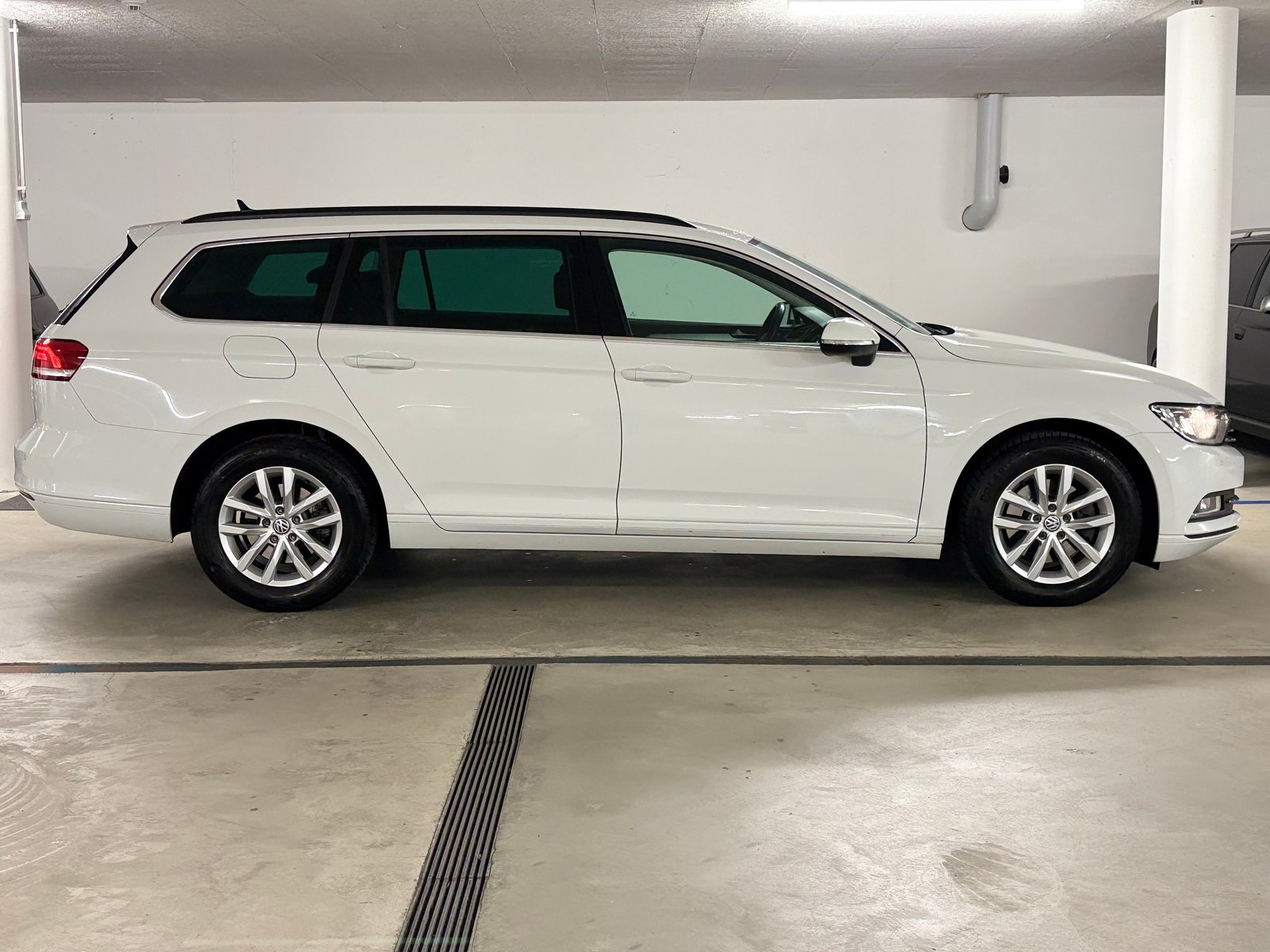 VW Passat Variant 2.0 TDI BMT Trendline DSG Frisch ab MFK (0, Diesel, Second hand / Used, Automatic - 4