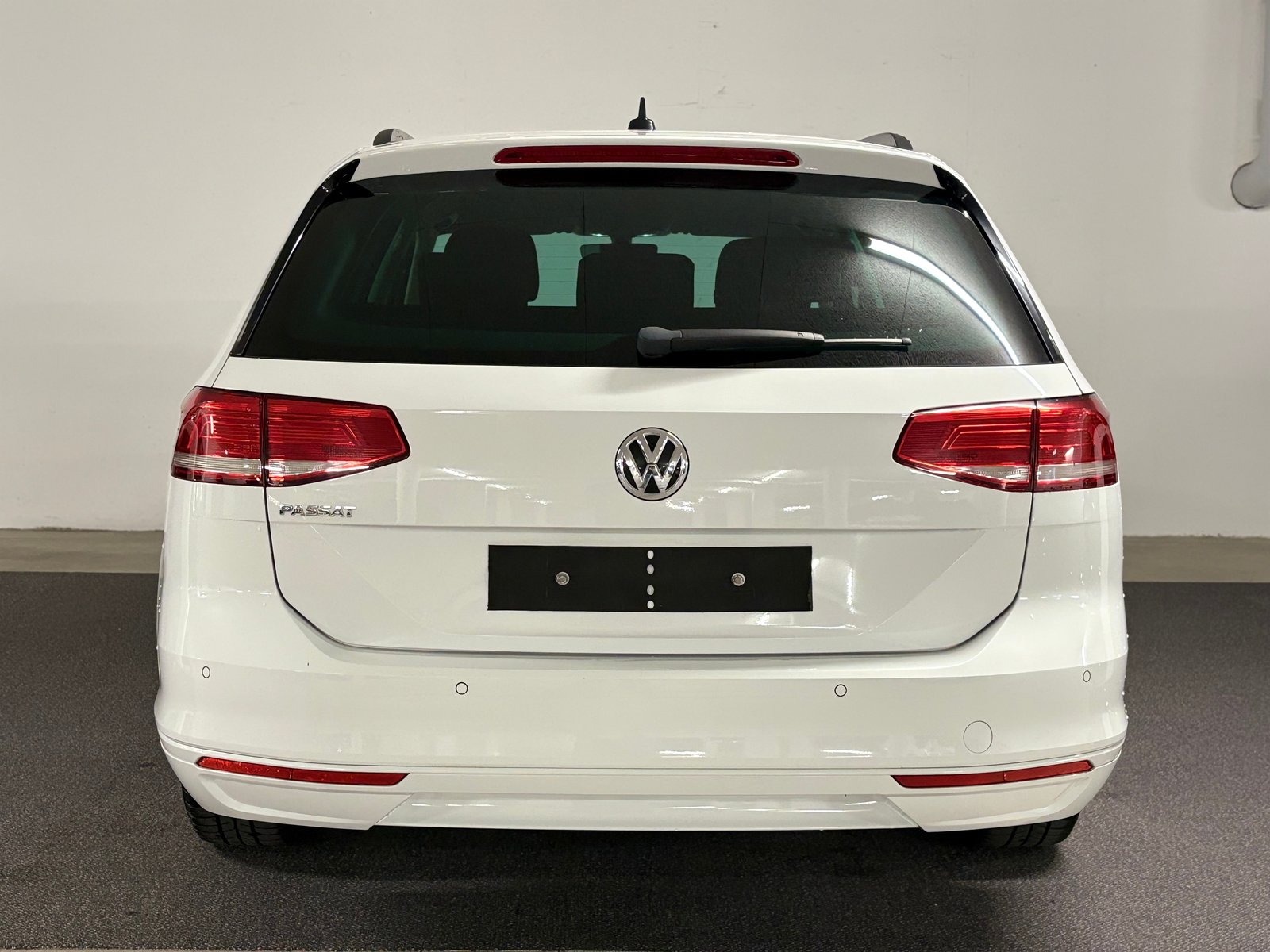 VW Passat Variant 2.0 TDI BMT Trendline DSG Frisch ab MFK (0, Diesel, Second hand / Used, Automatic - 7