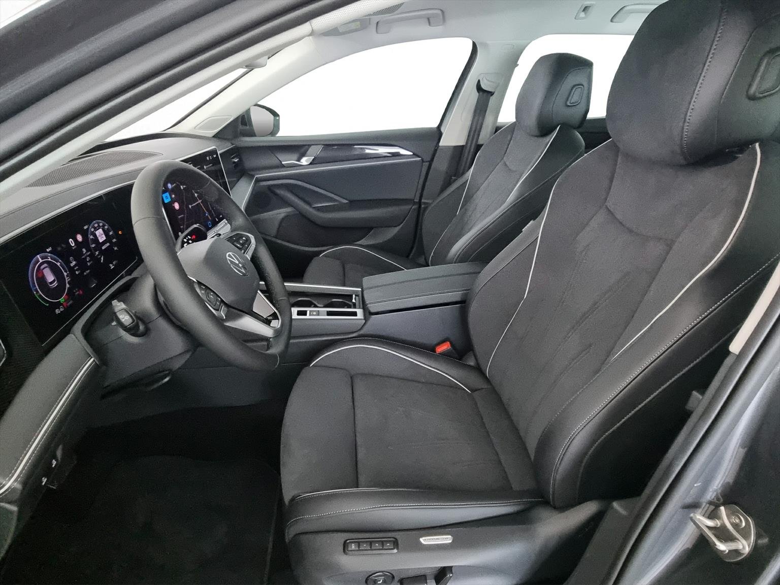 VW Passat Variant 1.5 TSI evo2 Plug-In- Hybrid Busine, Plug-in-Hybrid Benzina/Elettrica, Occasioni / Usate, Automatico - 6