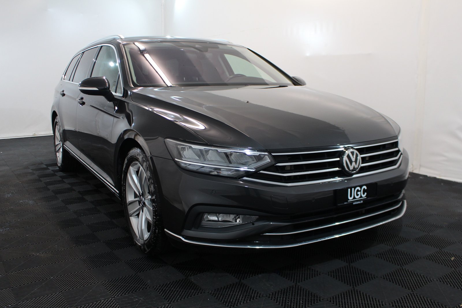 VW Passat Variant 2.0 TSI Elegance DSG 4m