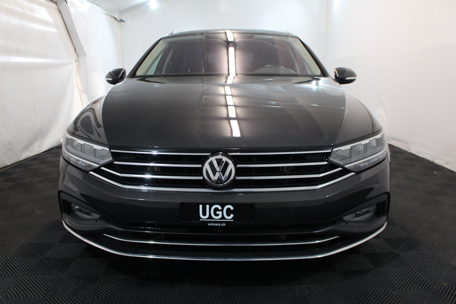 VW Passat Variant 2.0 TSI Elegance DSG 4m, Essence, Occasion / Utilisé, Automatique - 2