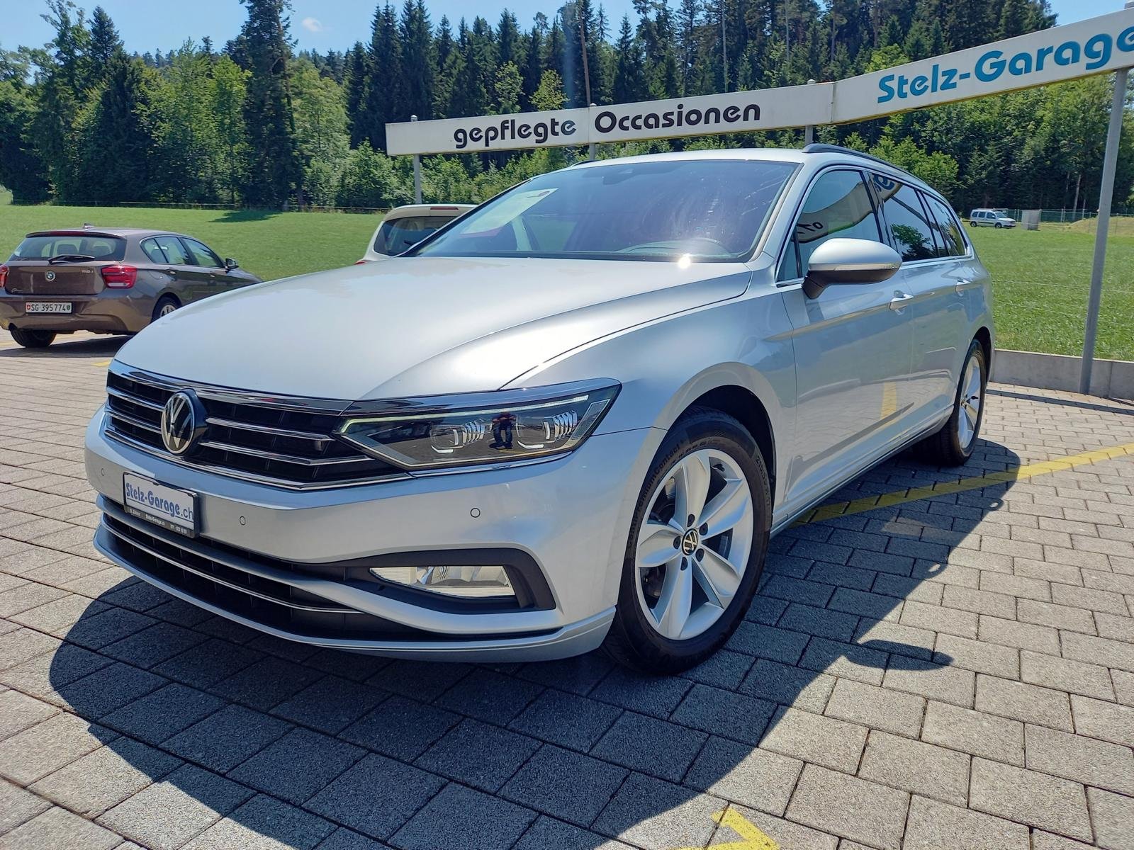 VW Passat Variant 2.0 TDI 200 Business DSG 4m