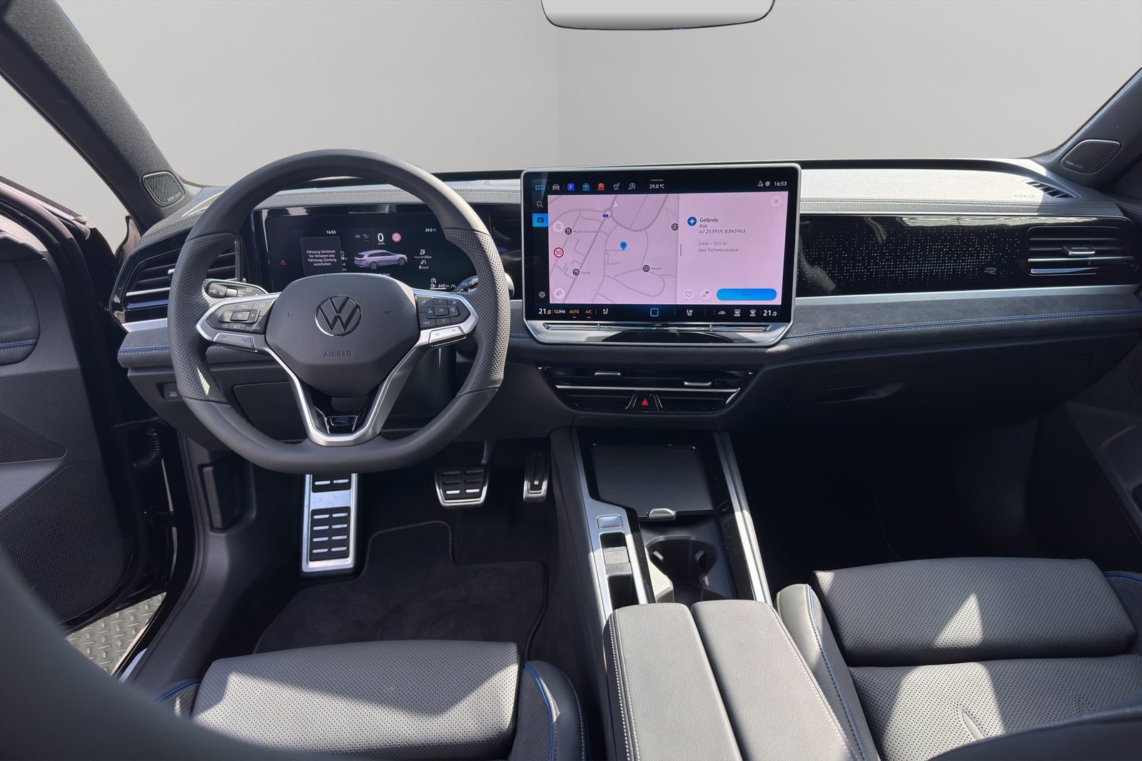 VW Passat Variant R-Line, Benzin, Occasion / Gebraucht, Automatik - 7