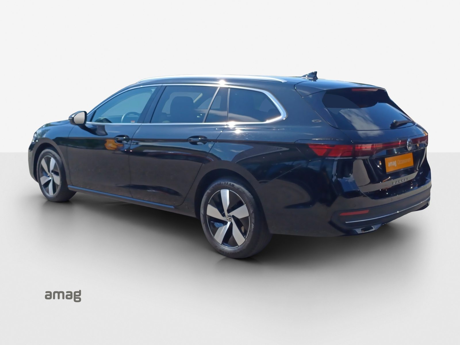 VW Passat Variant NF Business, Diesel, Second hand / Used, Automatic - 3