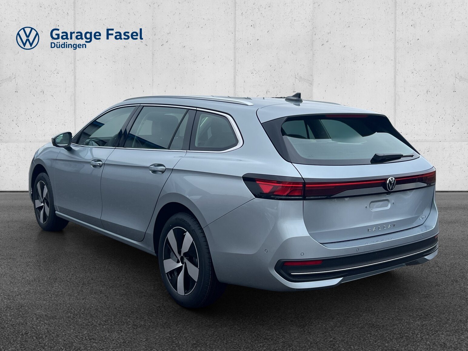 VW Passat Variant NF Business, Essence, Occasion / Utilisé, Automatique - 4