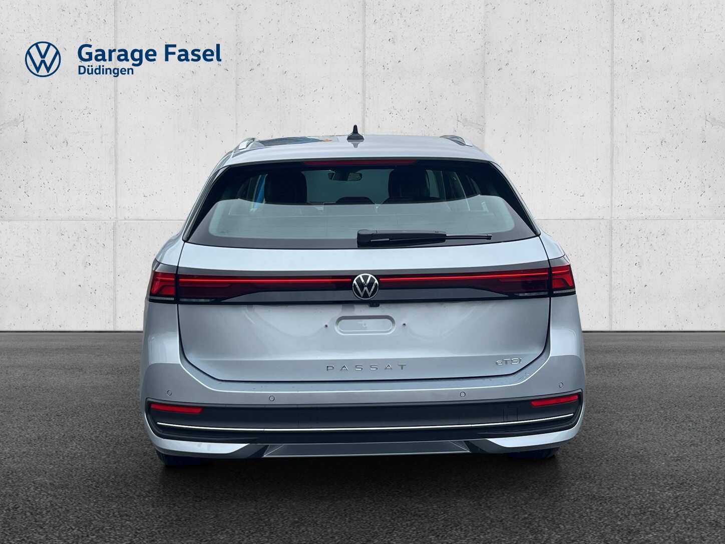 VW Passat Variant NF Business, Essence, Occasion / Utilisé, Automatique - 5