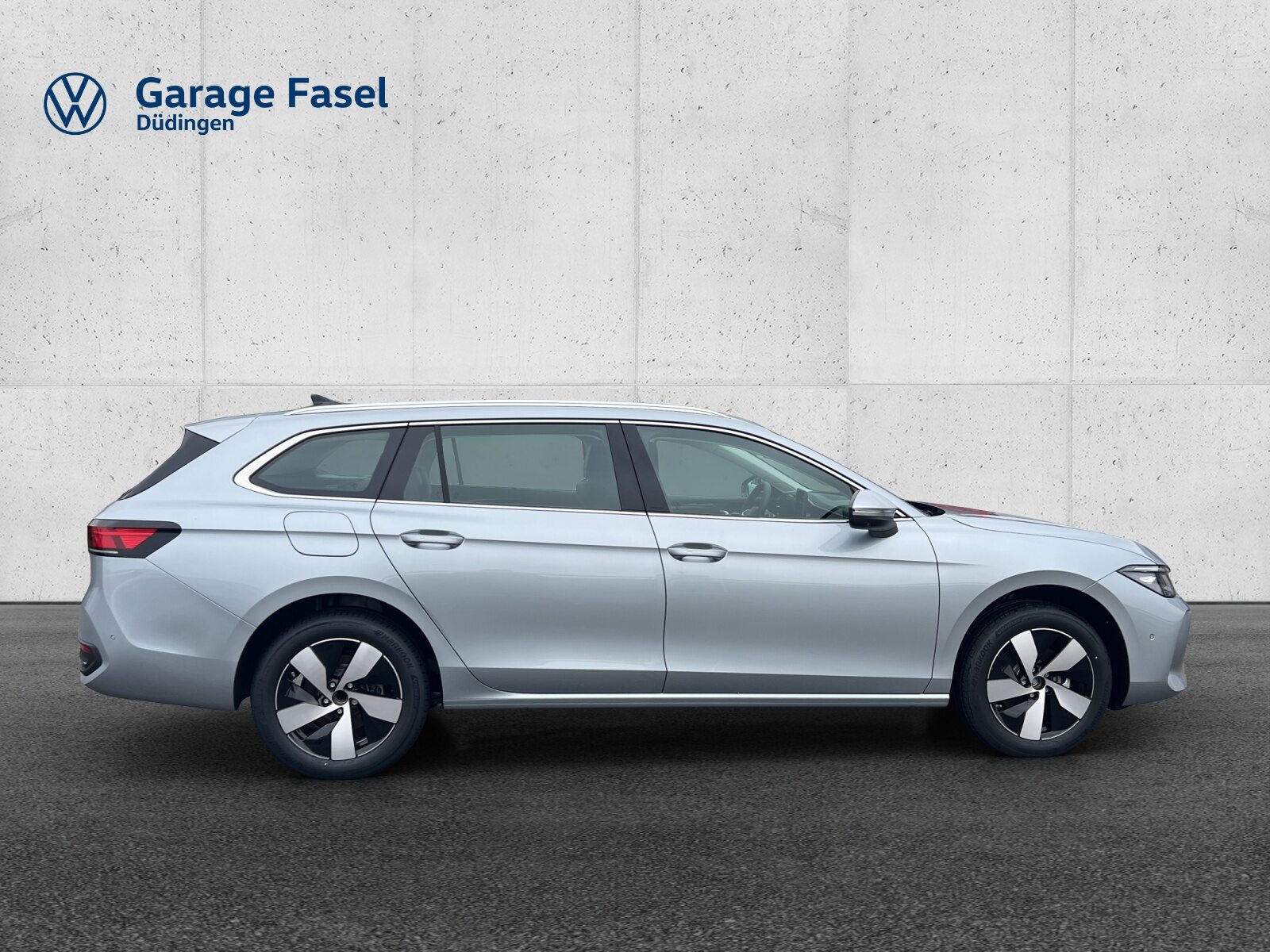 VW Passat Variant NF Business, Essence, Occasion / Utilisé, Automatique - 7