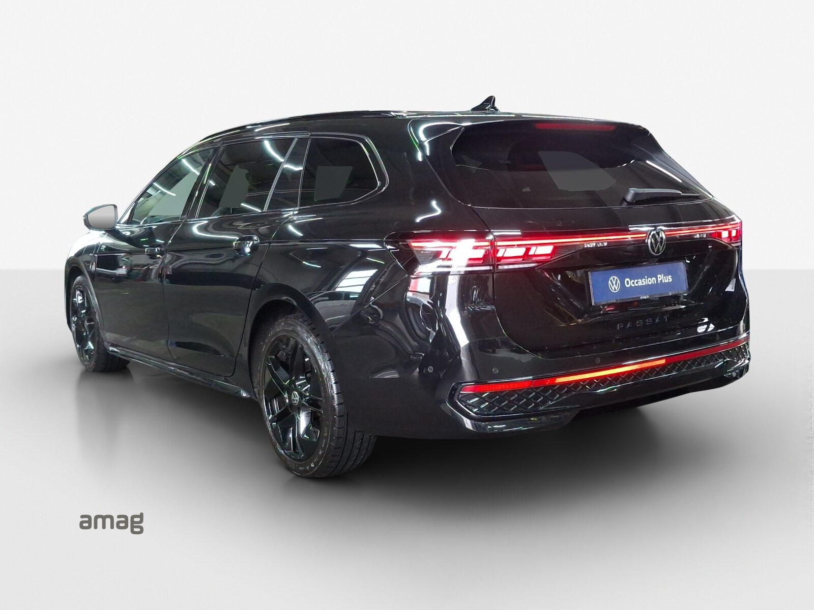 VW Passat Variant NF R-Line, Hybride Intégral Essence/Électricité, Occasion / Utilisé, Automatique - 3
