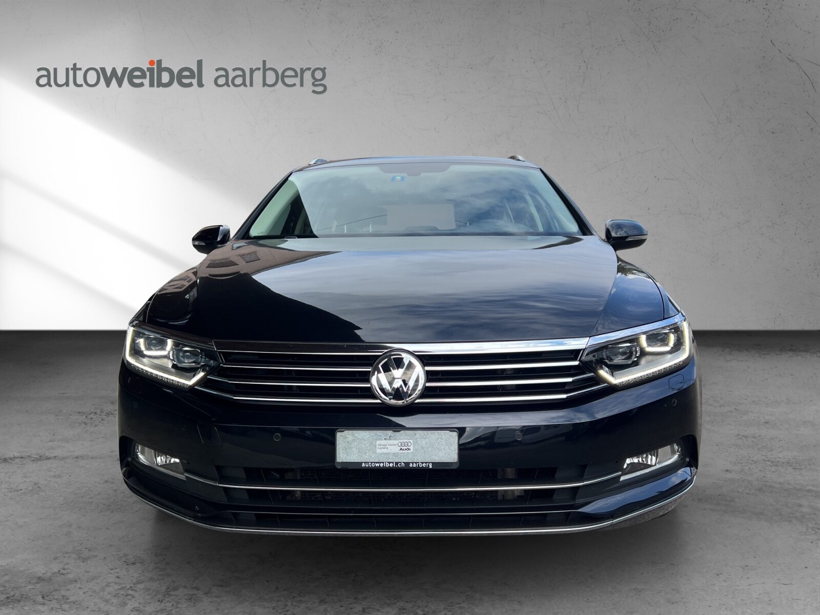 VW NEW Passat Variant Highline, Diesel, Occasion / Gebraucht, Automatik - 6