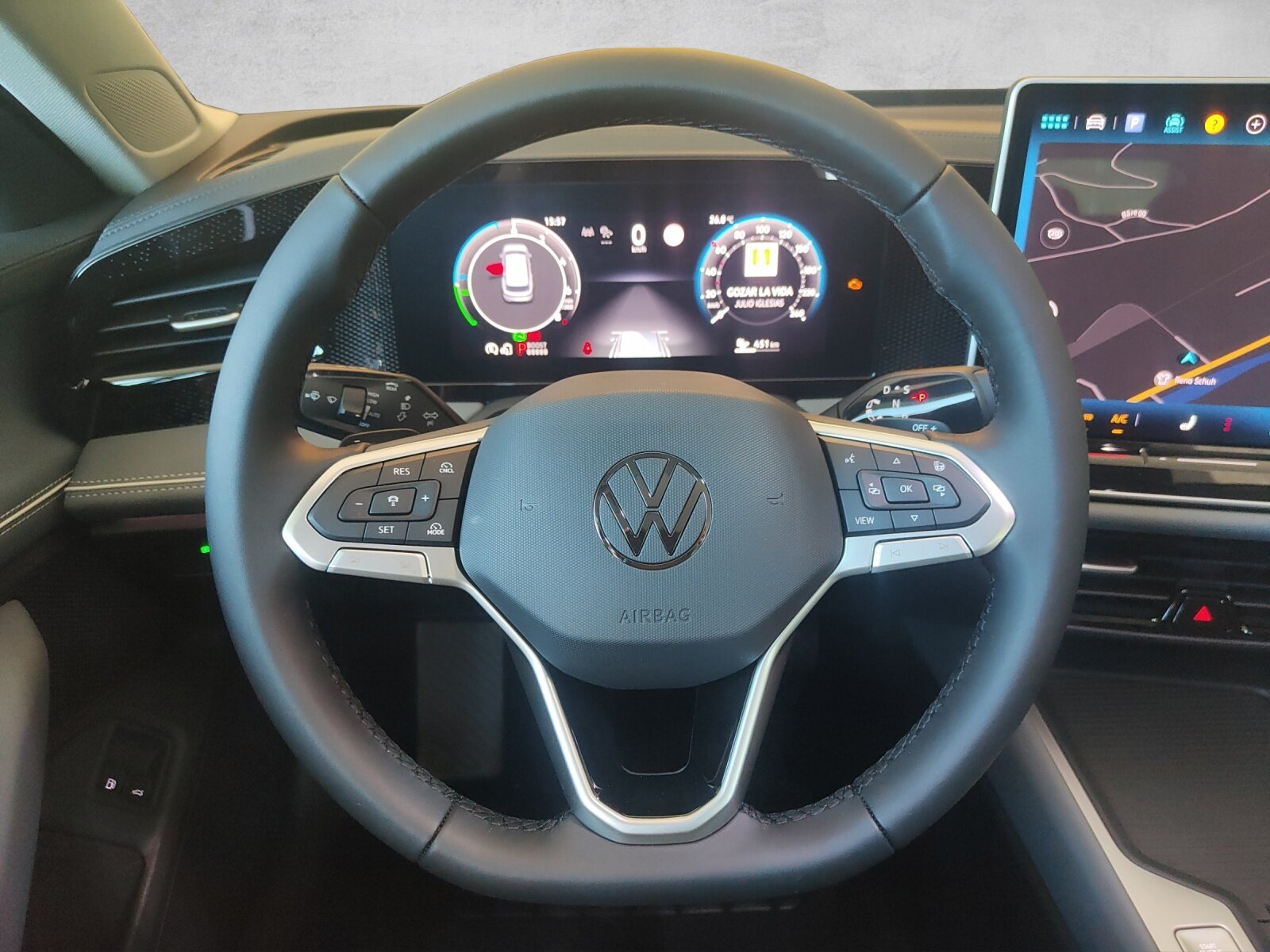 VW Passat Variant 1.5 TSI evo2 Plug-In- Hybrid Business DSG, Plug-in-Hybrid Benzin/Elektro, Occasion / Gebraucht, Automatik - 7