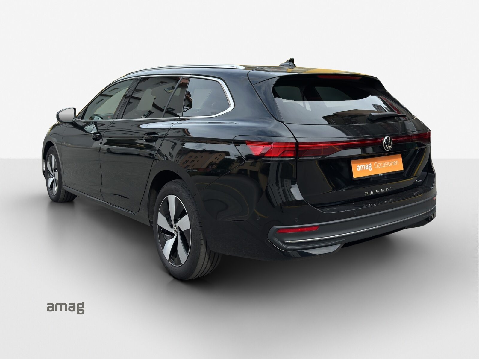 VW Passat Variant NF Business, Diesel, Occasion / Utilisé, Automatique - 3