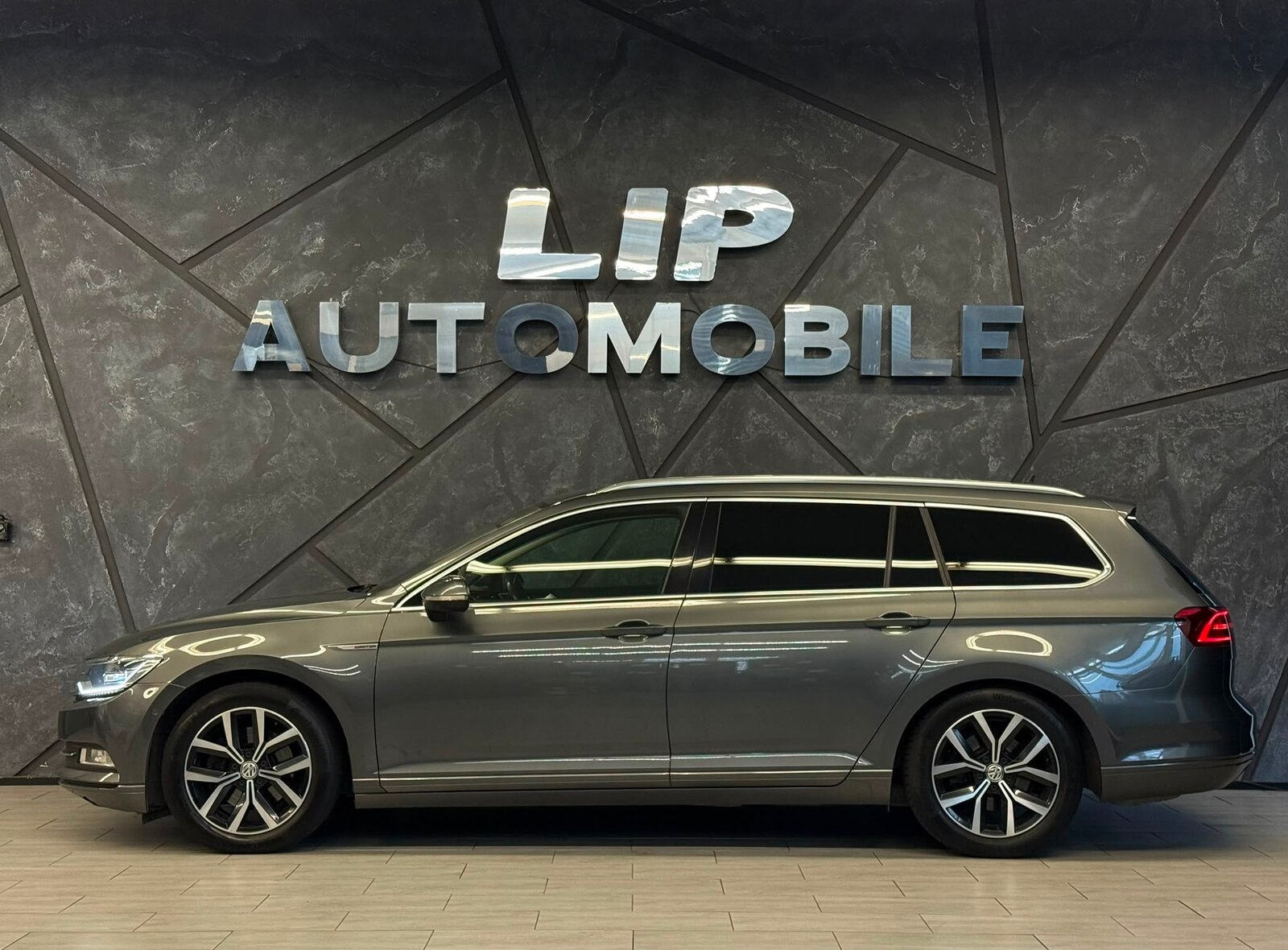 VW Passat Variant 2.0 TDI BMT Family DSG 4Motion, Diesel, Occasion / Gebraucht, Automatik - 5