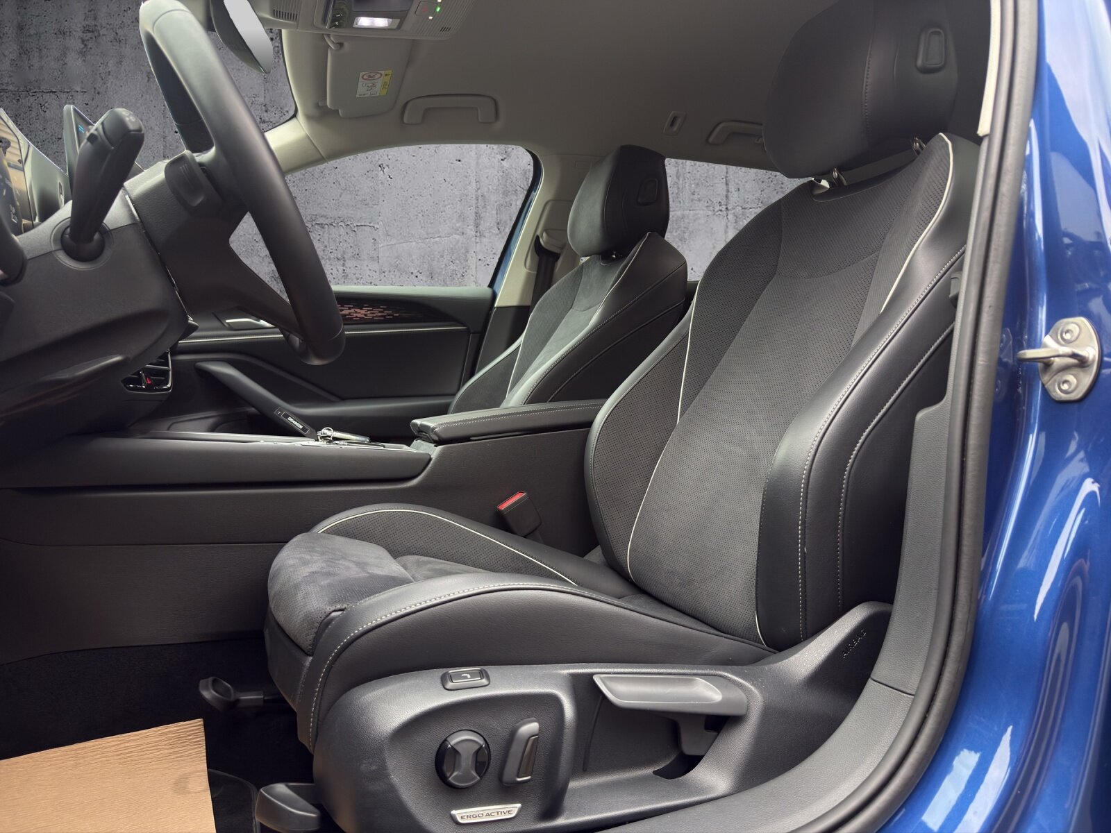 VW Passat Variant 2.0 TDI evo Business 4 Motion DSG *CH-Fahr, Diesel, Occasion / Utilisé, Automatique - 6