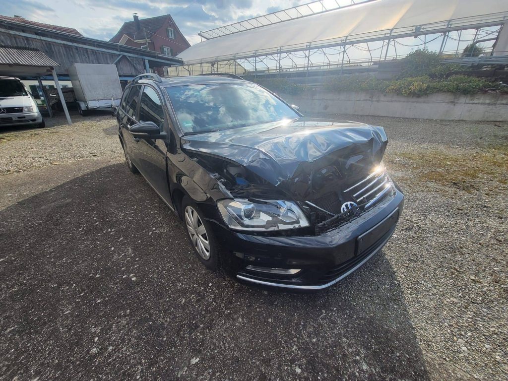 VW PASSAT VARIANT 1.8 TSI Trendline