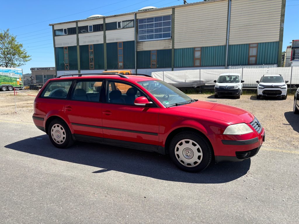 VW PASSAT VARIANT 2.0 Trendline 4motion, Essence, Occasion / Utilisé, Manuelle - 4