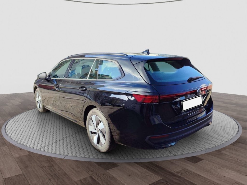 VW PASSAT VARIANT 1.5 TSI DSG, Mild-Hybrid Petrol/Electric, Second hand / Used, Automatic - 3