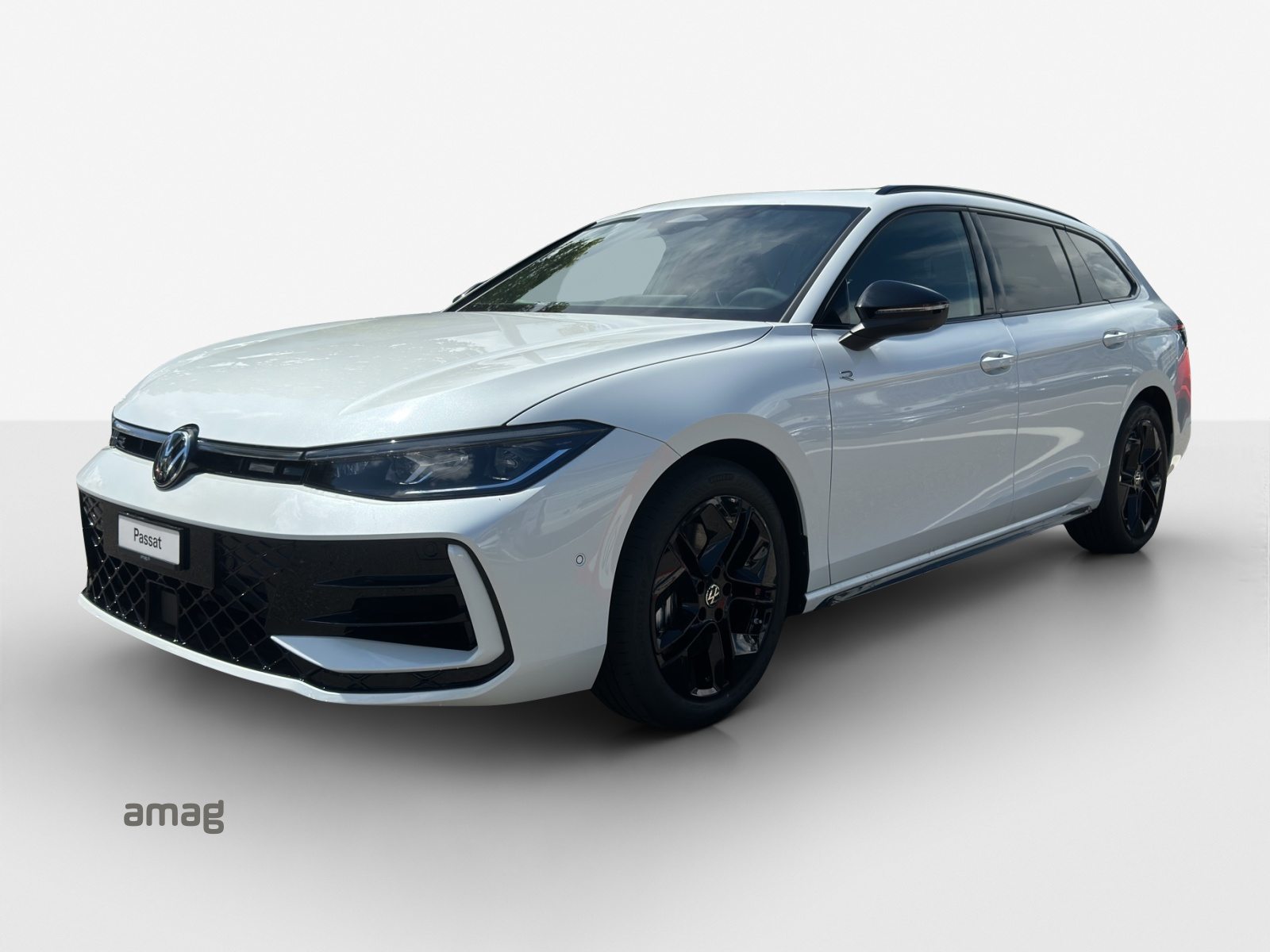 VW Passat Variant NF R-Line, Petrol, Ex-demonstrator, Automatic