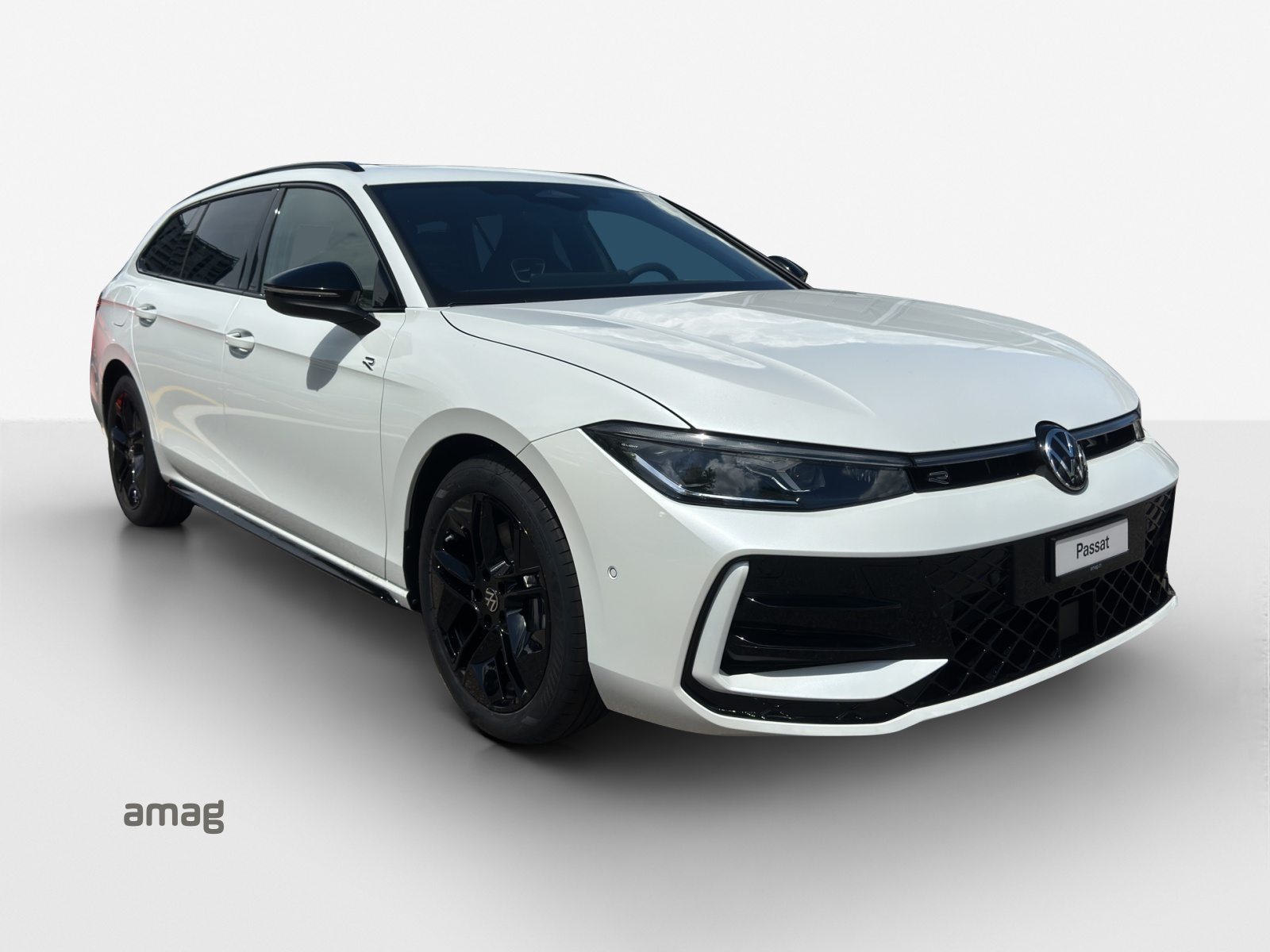 VW Passat Variant NF R-Line, Petrol, Ex-demonstrator, Automatic - 6