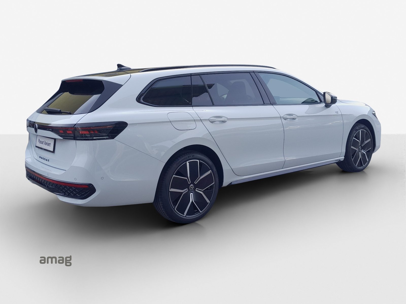 VW Passat Variant NF R-Line, Full-Hybrid Petrol/Electric, Ex-demonstrator, Automatic - 5