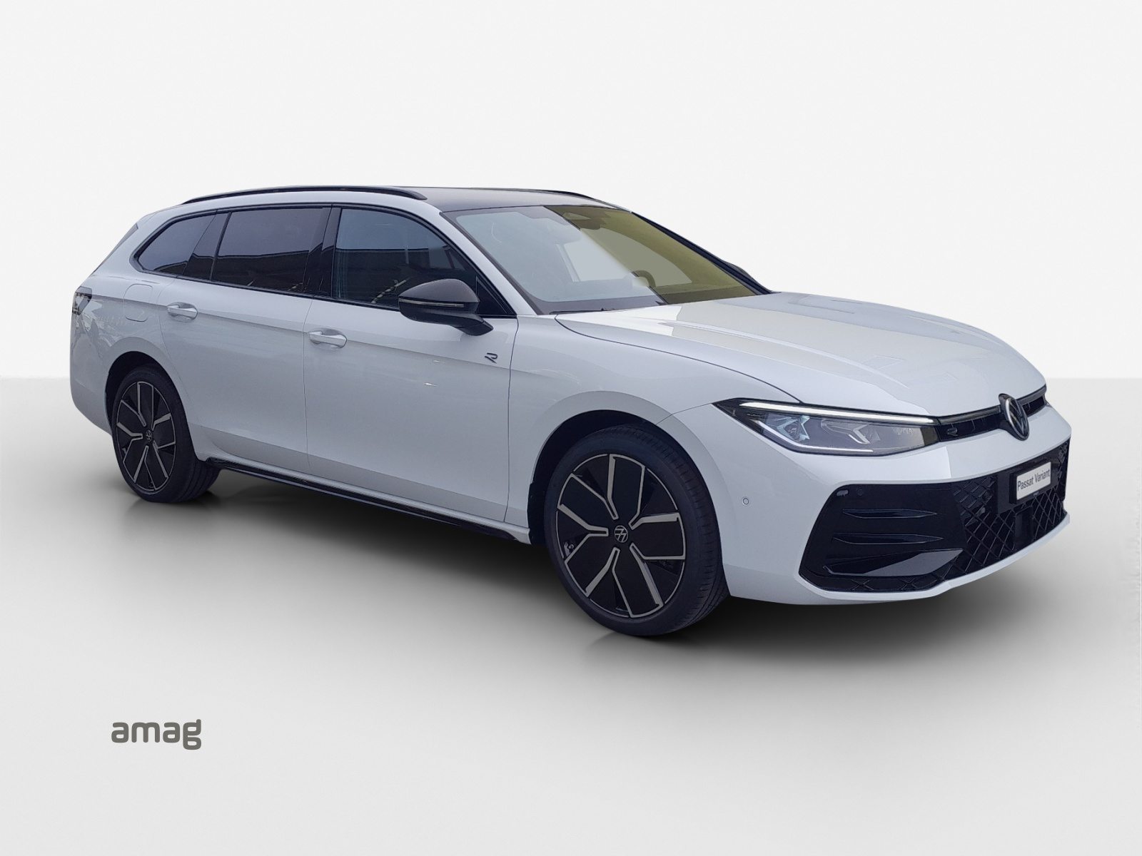 VW Passat Variant NF R-Line, Full-Hybrid Petrol/Electric, Ex-demonstrator, Automatic - 6