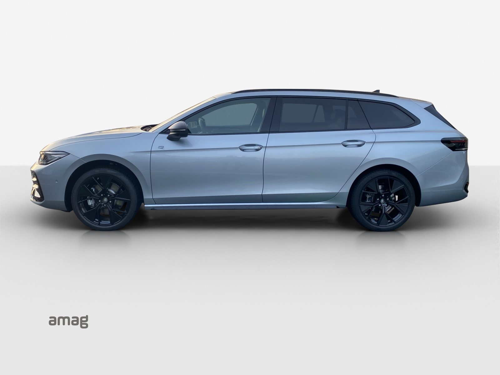 VW Passat Variant R-Line, Diesel, Voiture de démonstration, Automatique - 2