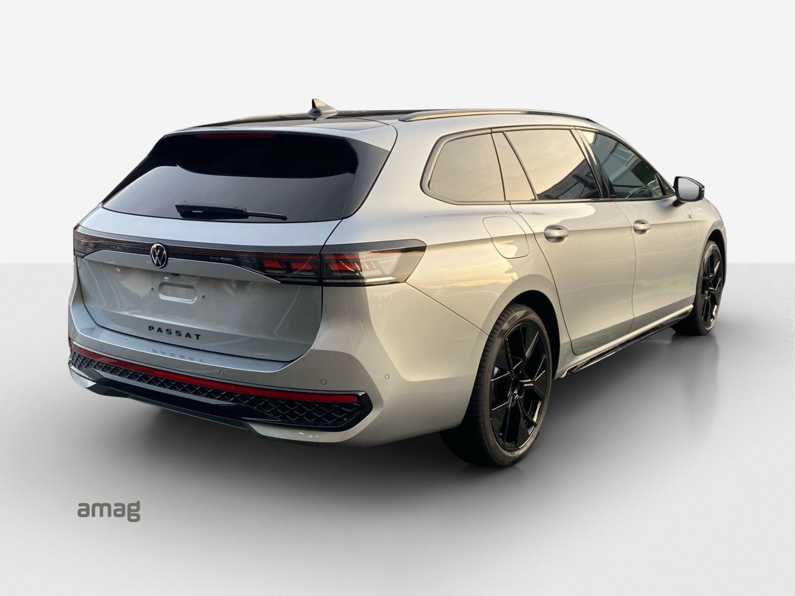 VW Passat Variant R-Line, Diesel, Voiture de démonstration, Automatique - 5