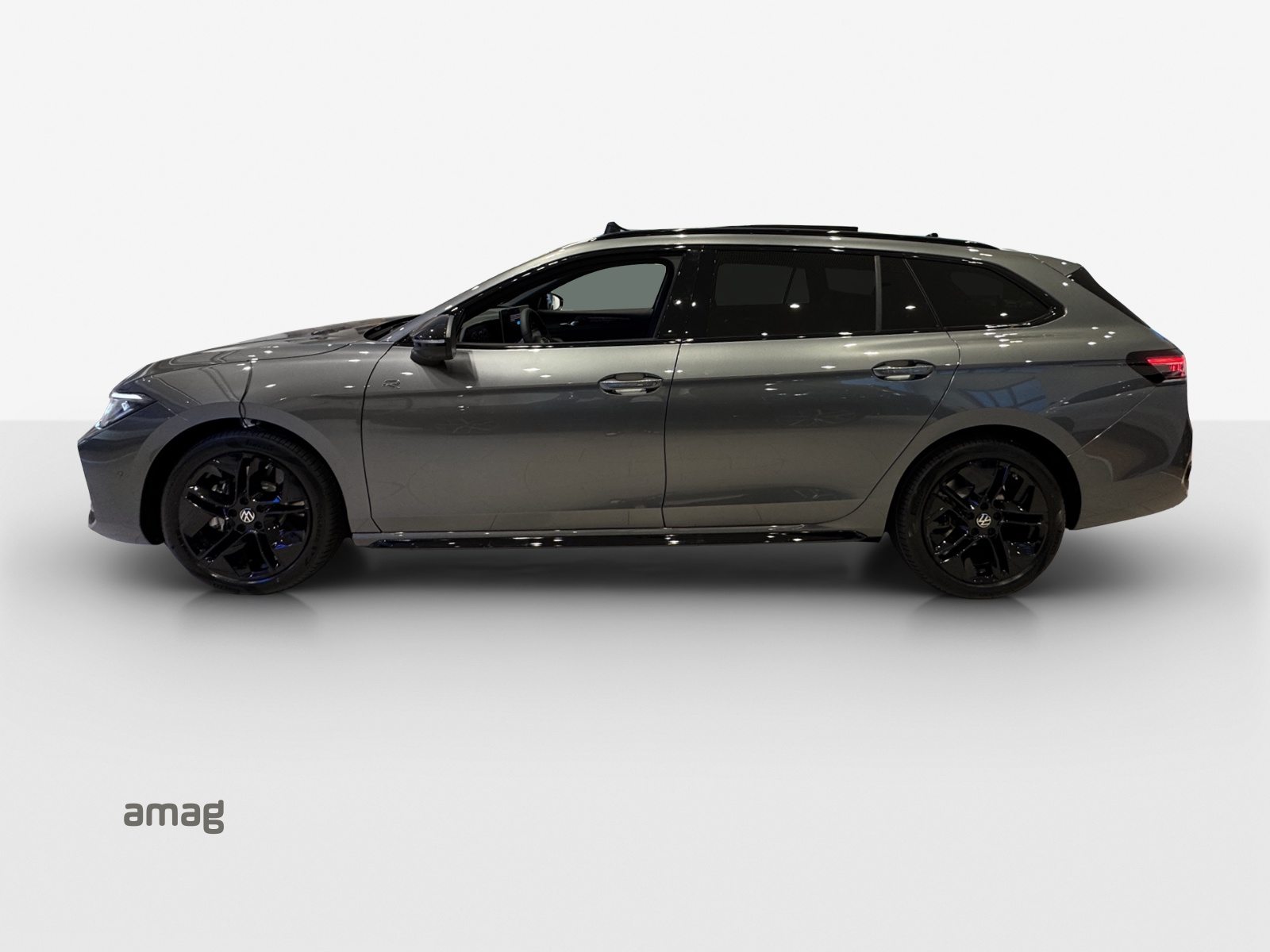 VW Passat Variant R-Line, Diesel, Voiture de démonstration, Automatique - 2