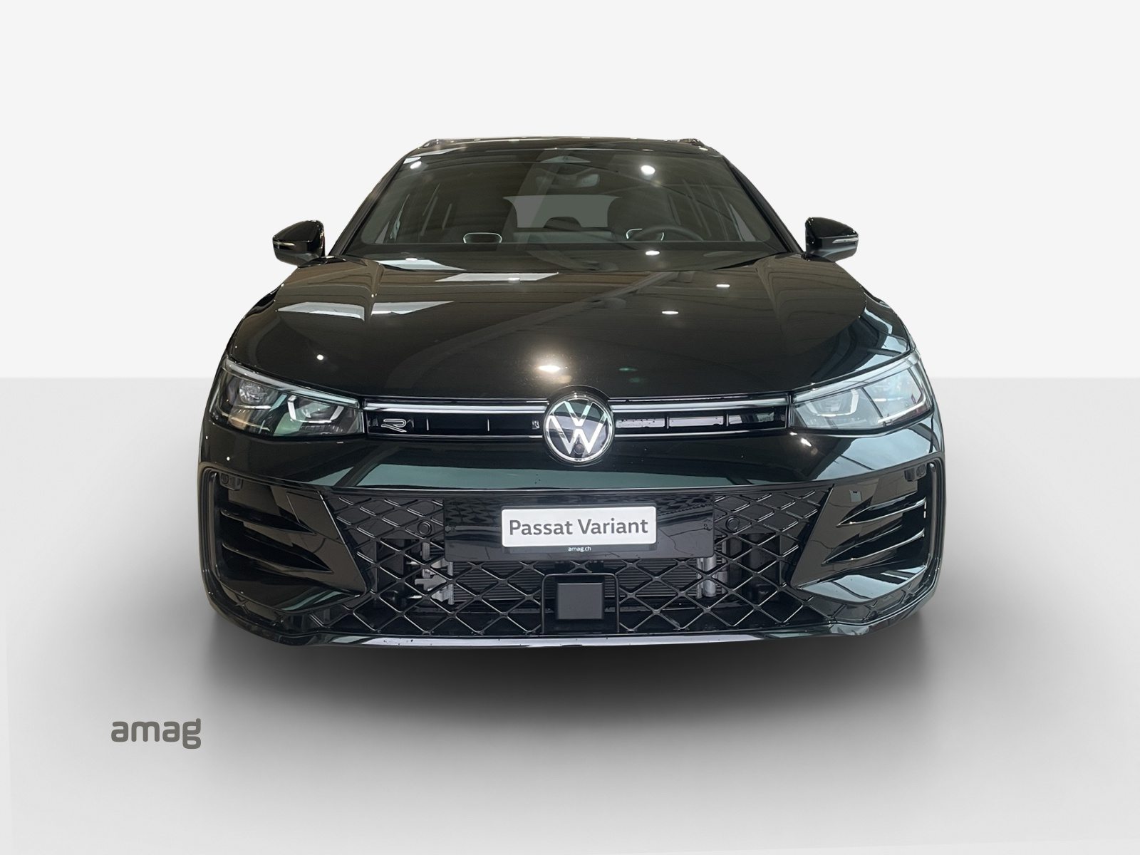 VW Passat Variant R-Line, Diesel, Ex-demonstrator, Automatic - 7