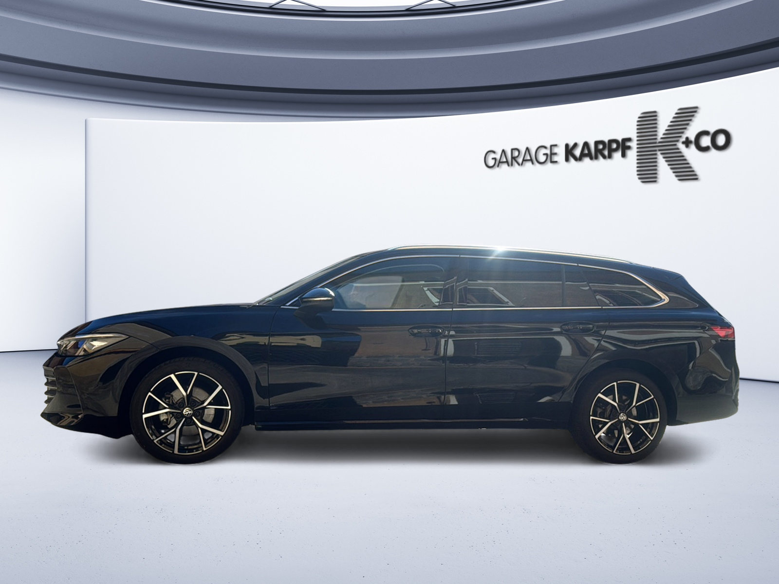 VW Passat Variant NF Business, Diesel, Ex-demonstrator, Automatic - 2