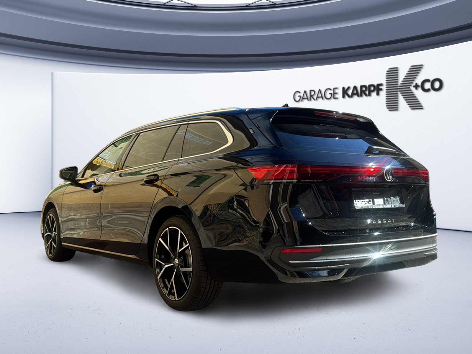 VW Passat Variant NF Business, Diesel, Ex-demonstrator, Automatic - 3